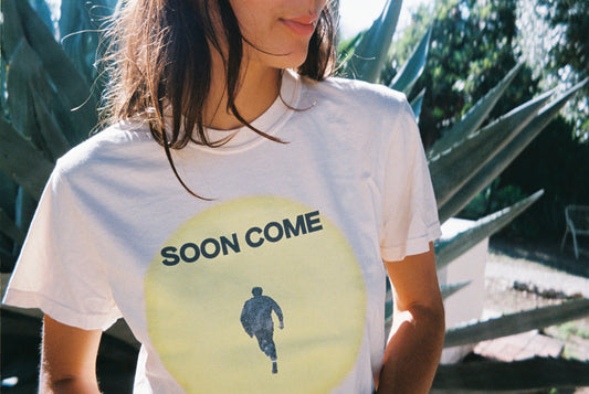 SOON COME // T-Shirt